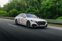 Die neue S-Klasse in Indien.