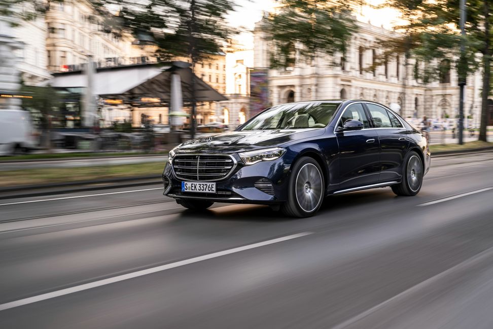 Die neue E-Klasse. Auf den ersten Blick als echter Mercedes-Benz zu erkennen.     Bild: z