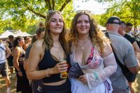 Tausende Besucher feierten beim WET Open Air im Sindelfinger Badezentrum.