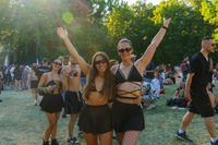 Tausende Besucher feierten beim WET Open Air im Sindelfinger Badezentrum.
