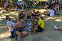 Tausende Besucher feierten beim WET Open Air im Sindelfinger Badezentrum.