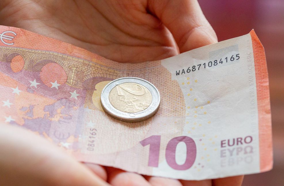 Zwölf Euro pro Stunde, das dürfte vom 1. Januar 2024 an nicht mehr reichen.