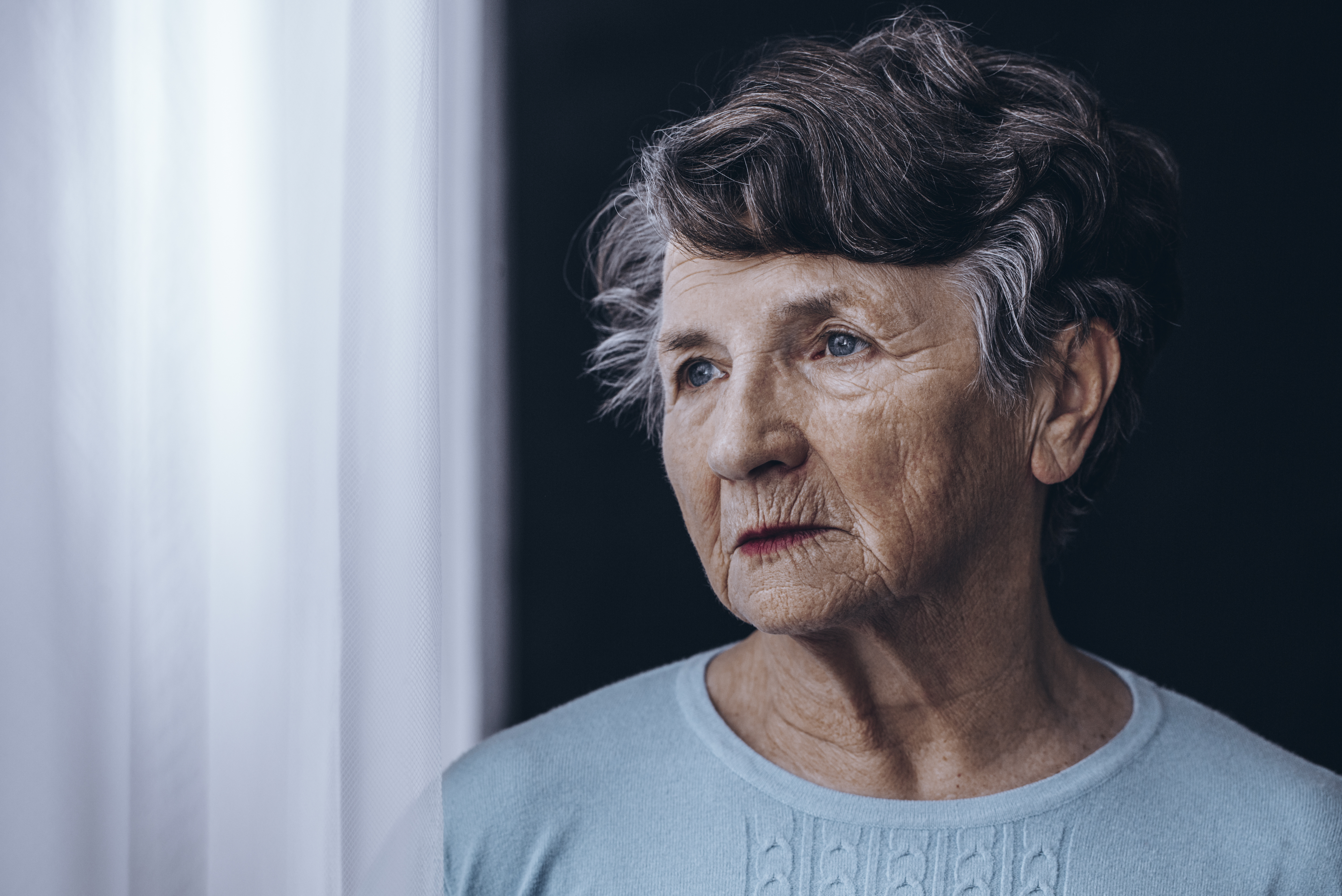 Seit dem Jahr 2014 organisiert der Arbeitskreis Demenz im Landkreis Böblingen jährlich ein dreiteiliges Seminar für Neueinsteigerinnen und Neueinsteiger.  Bild: Photographee.eu / Adobe Stock