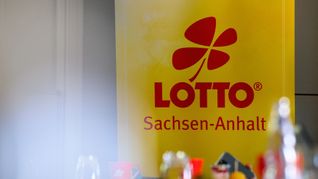 Der Glückspilz darf sich über 1,2 Millionen Euro freuen. (Symbolbild)