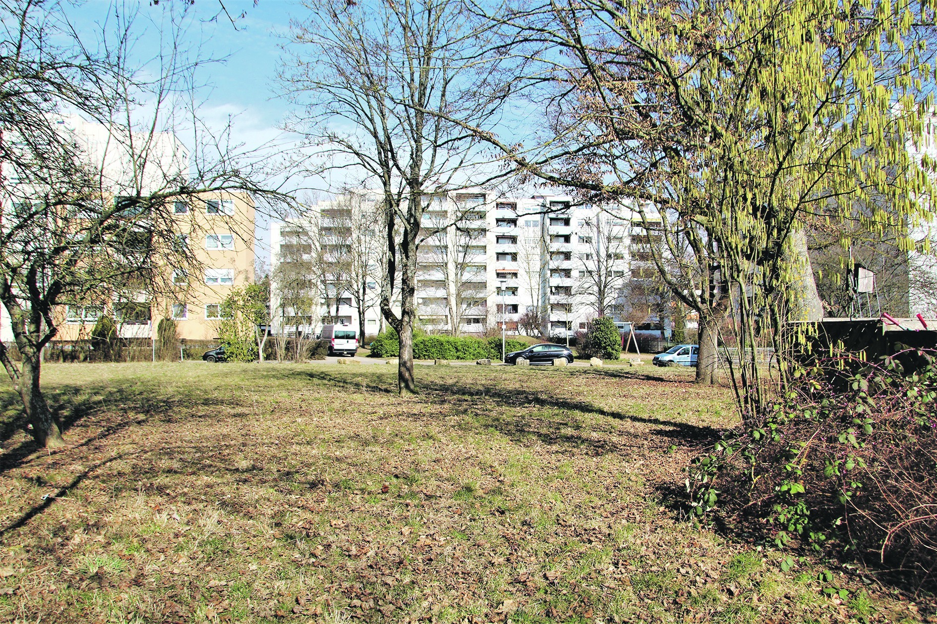 Am Schützenweg in Dagersheim liegt eine große Fläche brach. Passen an dieser Stelle noch weitere 60 Wohnungen in den Böblinger Teilort? Das letzte Wort ist auch im Gemeinderat noch nicht gesprochen. Bild: Denner