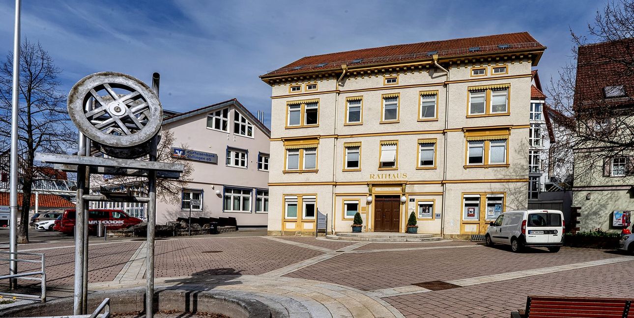Im Aidlinger Rathaus wird die digitale Arbeit moderner und sicherer.