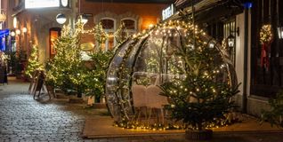 Auch in der kalten Jahreszeit lädt die „Funzel“ am Wettbachplatz dank Gastro-Bubbles in den Außenbereich ein.	Bild: Nüßle