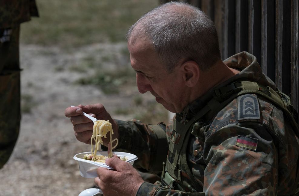 Nur beim Futtern hat Reserve Ruh.