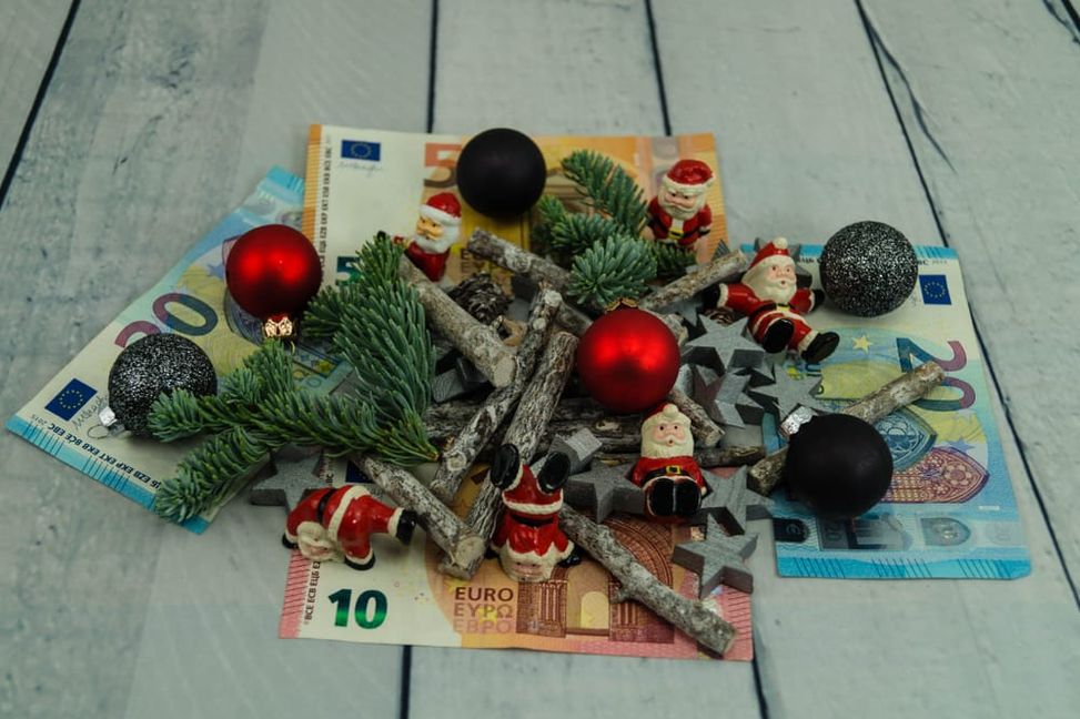 Wie hoch ist der Steuerabzug beim Weihnachtsgeld?