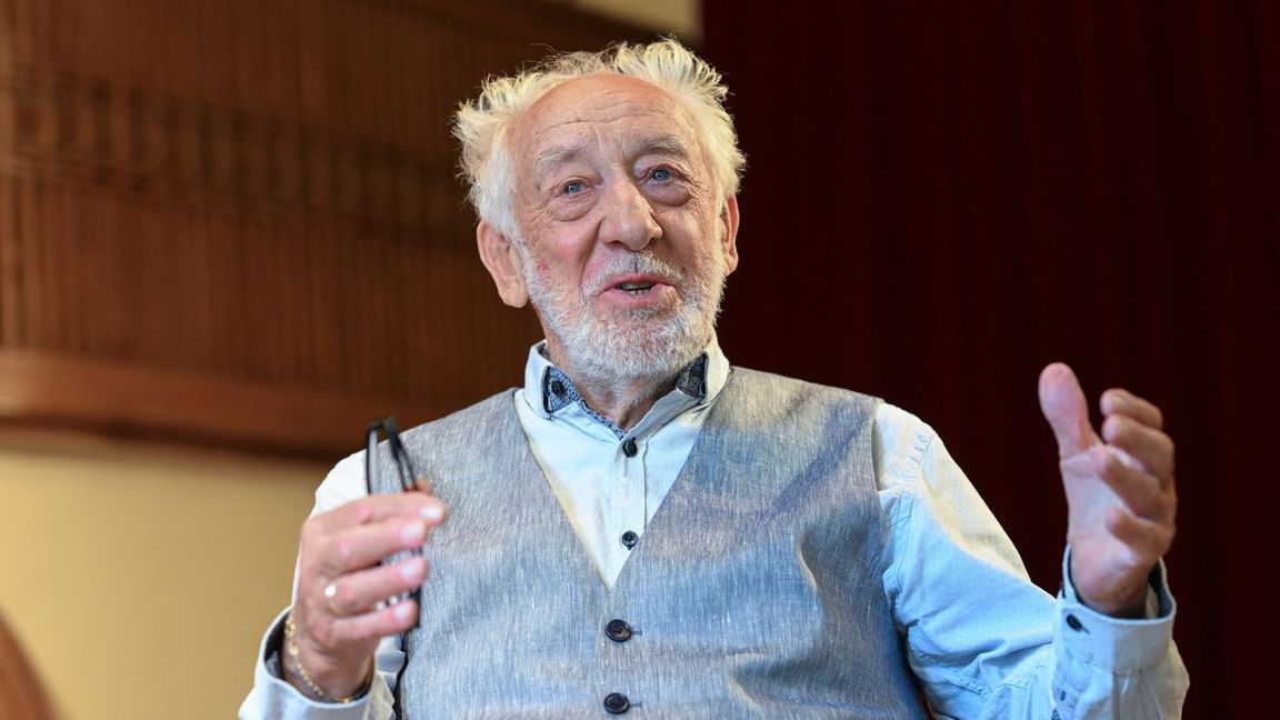 Dieter Hallervorden schrieb Fernsehgeschichte mit "Nonstop Nonsens", später feierte er ein Comeback als Charakterdarsteller.