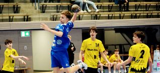 Rückraum-Ass Patrick Rechberger trifft sechsmal gegen Stuttgart.