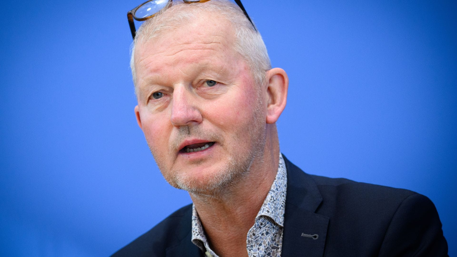 Der Erziehungswissenschaftler Olaf Köller sieht neben den Risiken auch die Chancen für Jugendliche im digitalen Raum. (Archivbild)