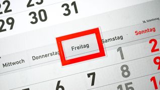 Ein zusätzlicher Arbeitstag kann die Wirtschaftsleistung um etwa 0,1 Prozentpunkte steigern. (Symbolbild)