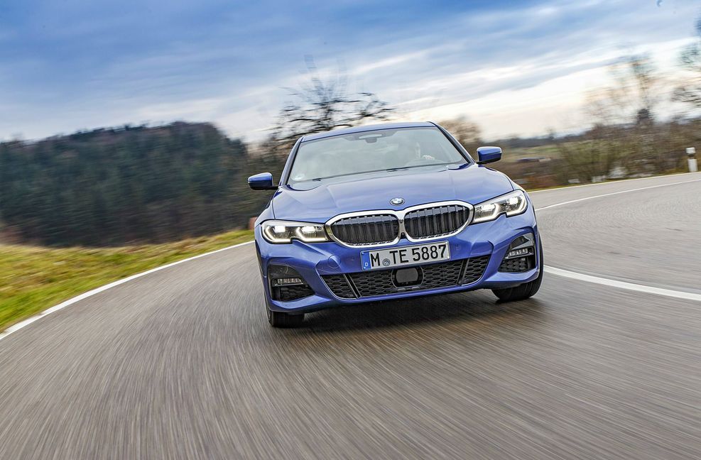 Der 3er BMW überzeugte – wie auch im Vorjahr –  in der Kategorie Mittelklasse die meisten Leser. Erst danach folgt die C-Klasse von Mercedes. Das volumenstärkste BMW-Modell wird bereits in der siebten Generation hergestellt. Die jüngste Baureihe mit dem internen Namen G20 kam 2019 auf den Markt. Foto: Motor Presse Stuttgart