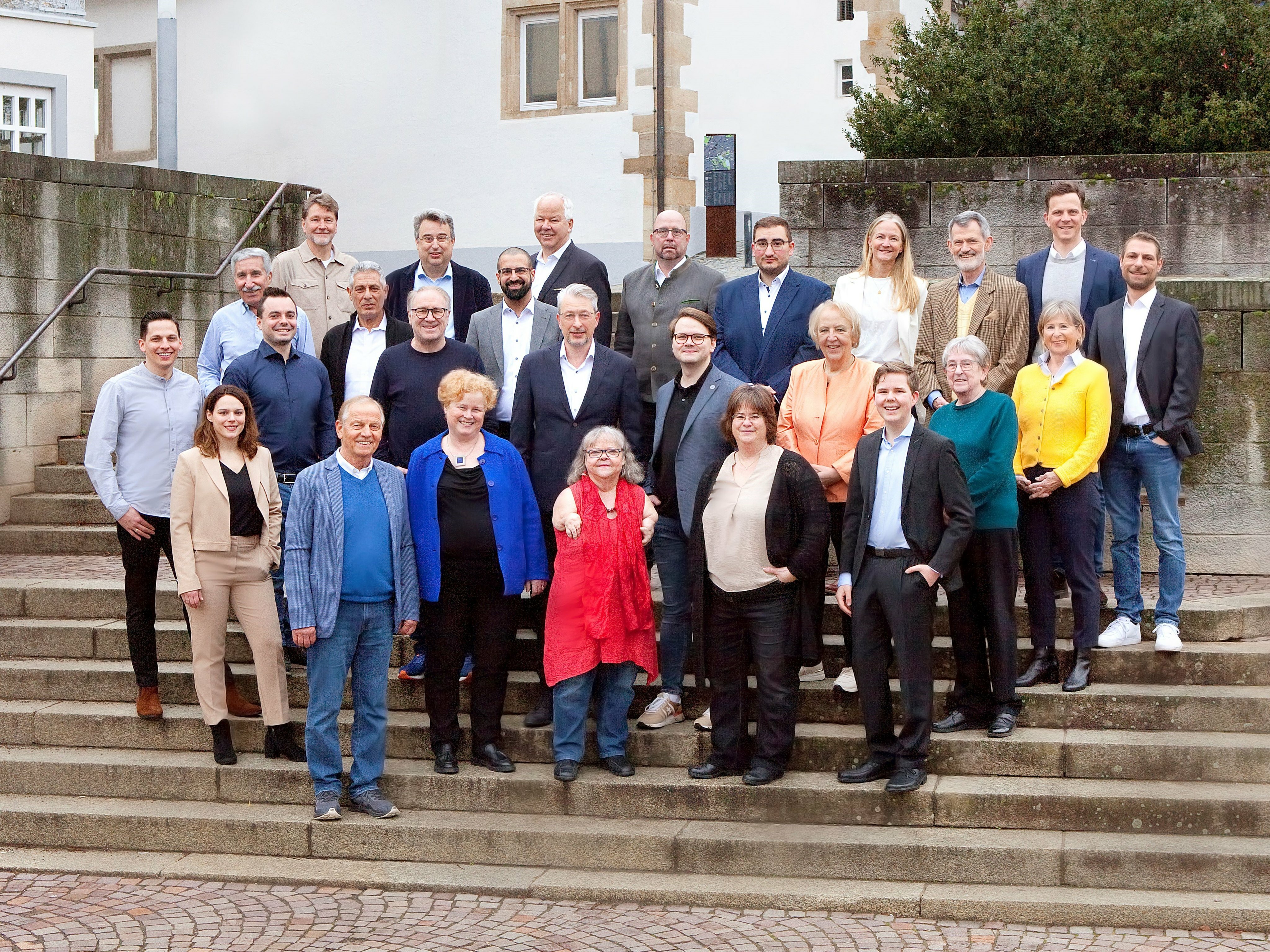 Die Kandidaten der Böblinger FDP treten an unter dem Motto „Böblingen neu denken:  Digital · mobil · lebenswert“.