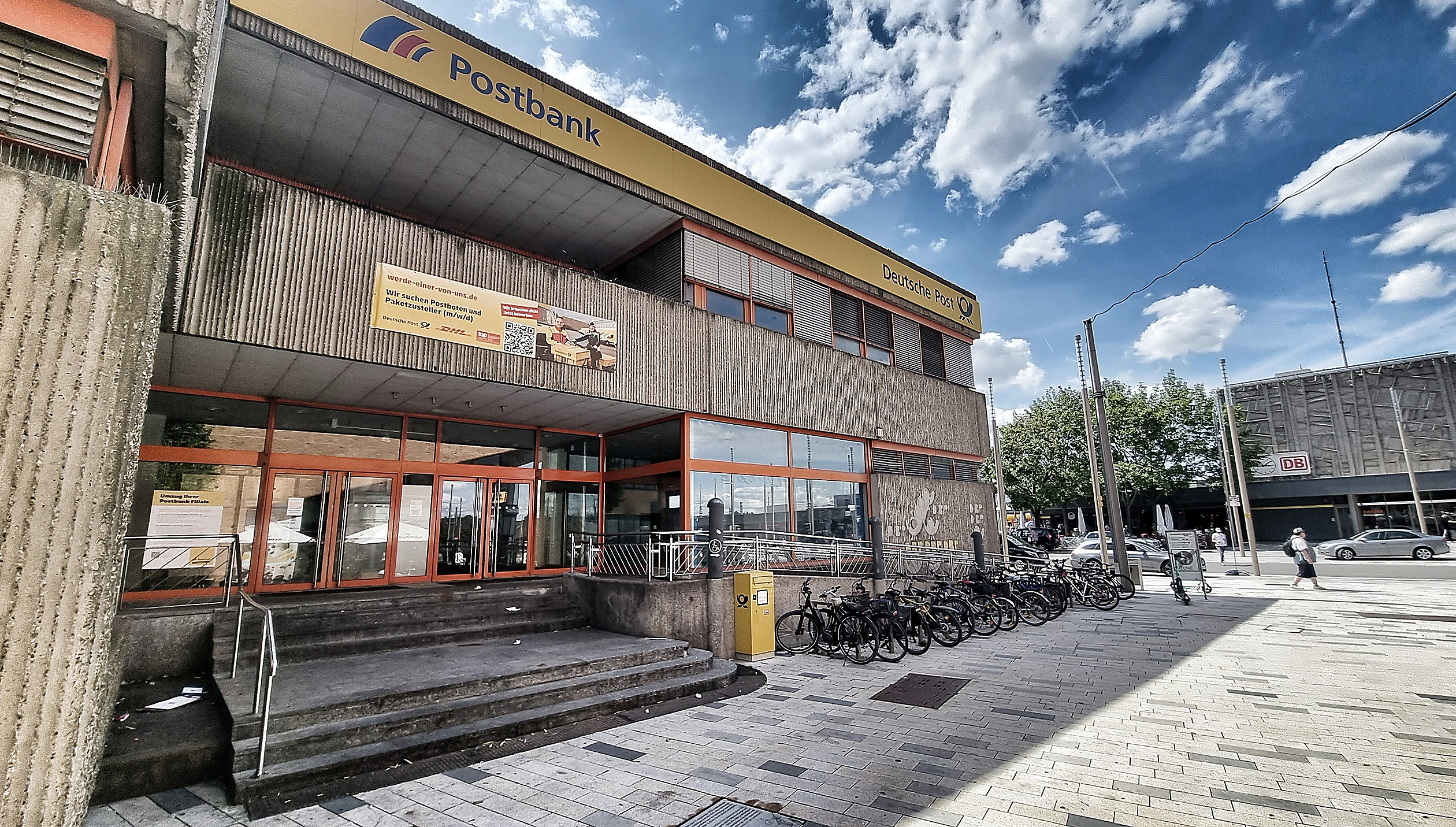 Das Post-Gebäude steht leer.    Bild: Hamann