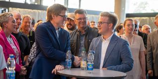 Markus Kleemann (links) und Max Reinhardt treten am 25. Mai in der Stichwahl gegeneinander an. Am Dienstag diskutieren sie auf Einladung der SZ/BZ im Kleinen Saal der Stadthalle.