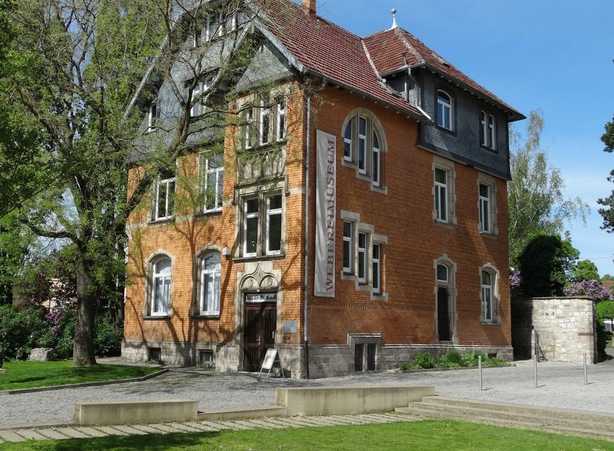Das Webereimuseum steht in Sindelfingen gegenüber vom ehemaligen Kaufhaus Domo.