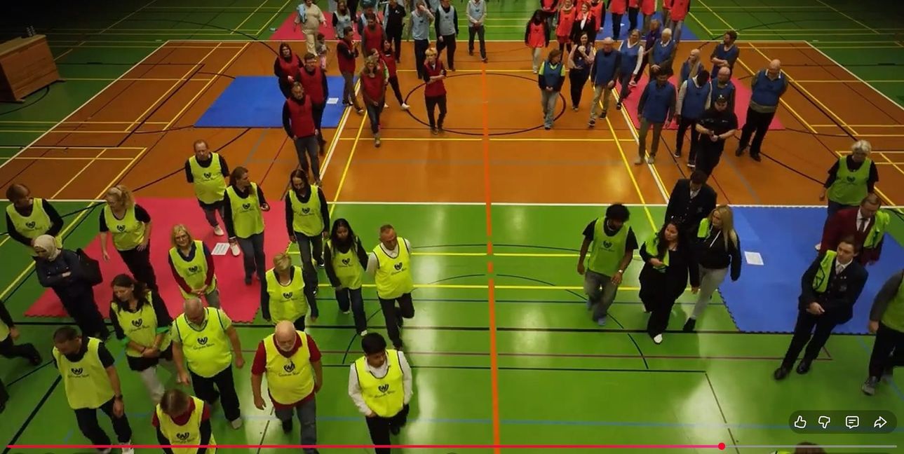 Szene aus dem Video „All that we share – Alles was uns eint – Sindelfingen“.