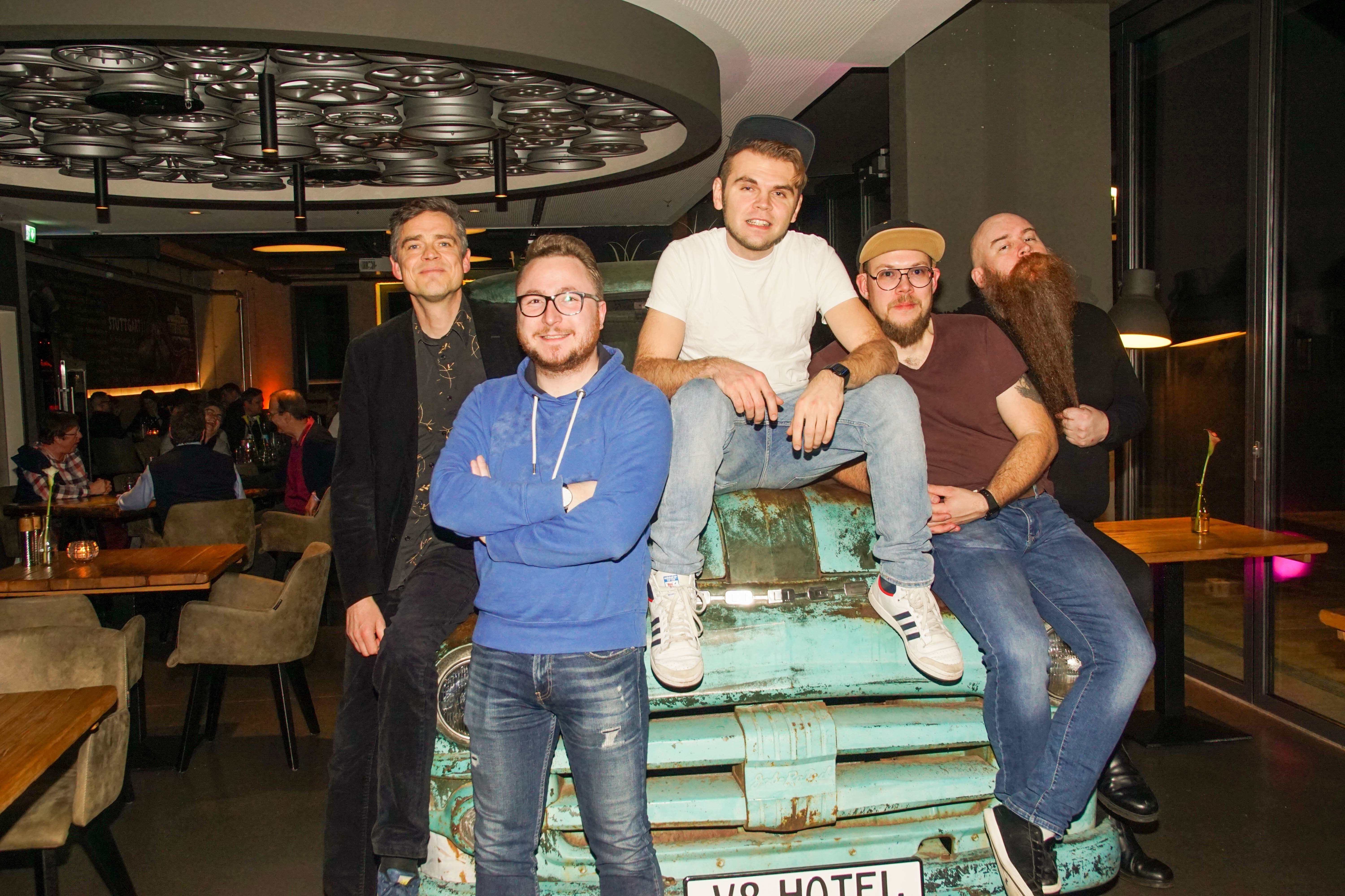 Henning Schmidtke, Jan Preuss, Jamie Wierzbicki, Toby Käp und Johnny Armstrong (von links) haben das Publikum bei der Böblinger Comedy Night bestens unterhalten. Bildder: Dettenmeyer