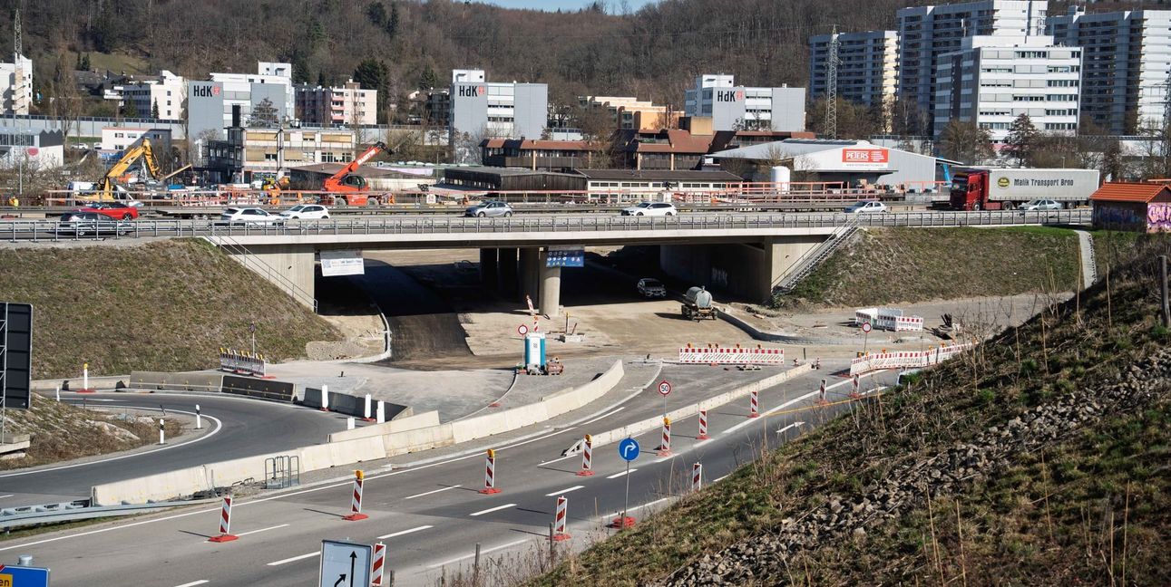 Eine neue Verbindung öffnet demnächst unter der A81-Brücke. Sie verknüpft das Kreisstraßen-Netz mit dem Sindelfinger Gewerbegebiet.