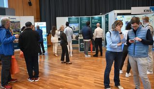 Viele Besucher nutzten die Immo-Messe in Böblingen, um sich über aktuelle Angebote und Entwicklungen auf dem regionalen Immobilienmarkt zu informieren.