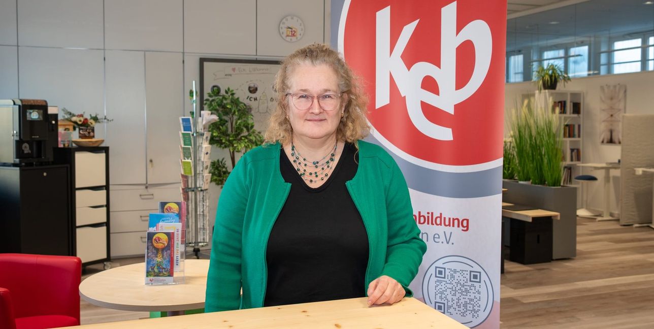 Prof. Dr. Ute Reuter leitet die Katholische Erwachsenenbildung.