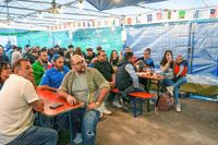 Gemeinsam Fußballschauen, gemeinsam feiern beim Public Viewing in Weil im Schönbuch.