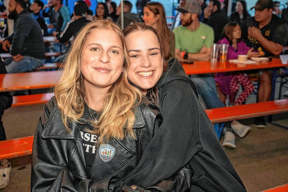 Gemeinsam Fußballschauen, gemeinsam feiern beim Public Viewing in Weil im Schönbuch.
