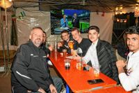 Gemeinsam Fußballschauen, gemeinsam feiern beim Public Viewing in Weil im Schönbuch.