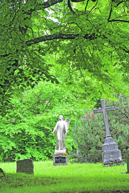 Ein alter Gemeinderats-Beschluss wird Wirklichkeit: Der alte Friedhof von Weil im Schönbuch wird umgestaltet. Bild: Frank Müller
