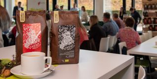 Der neue Landkreiskaffee und der dazu gehörende Espresso.