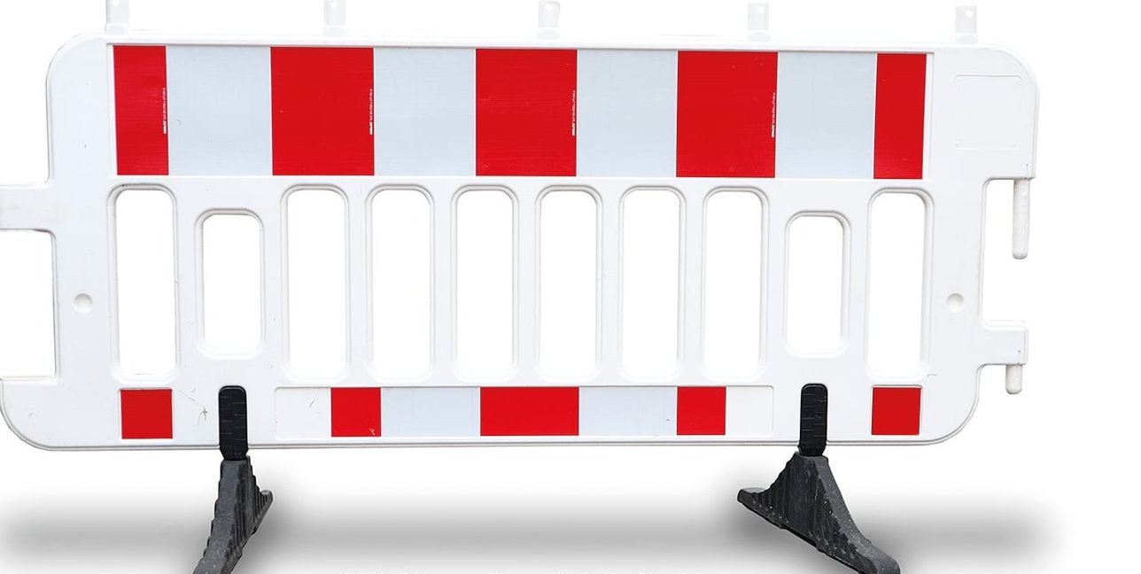 Fahrgäste werden gebeten, sich vor Fahrtantritt über die elektronische Fahrplanauskunft www.vvs.de zu den aktuellen Fahrtmöglichkeiten zu informieren