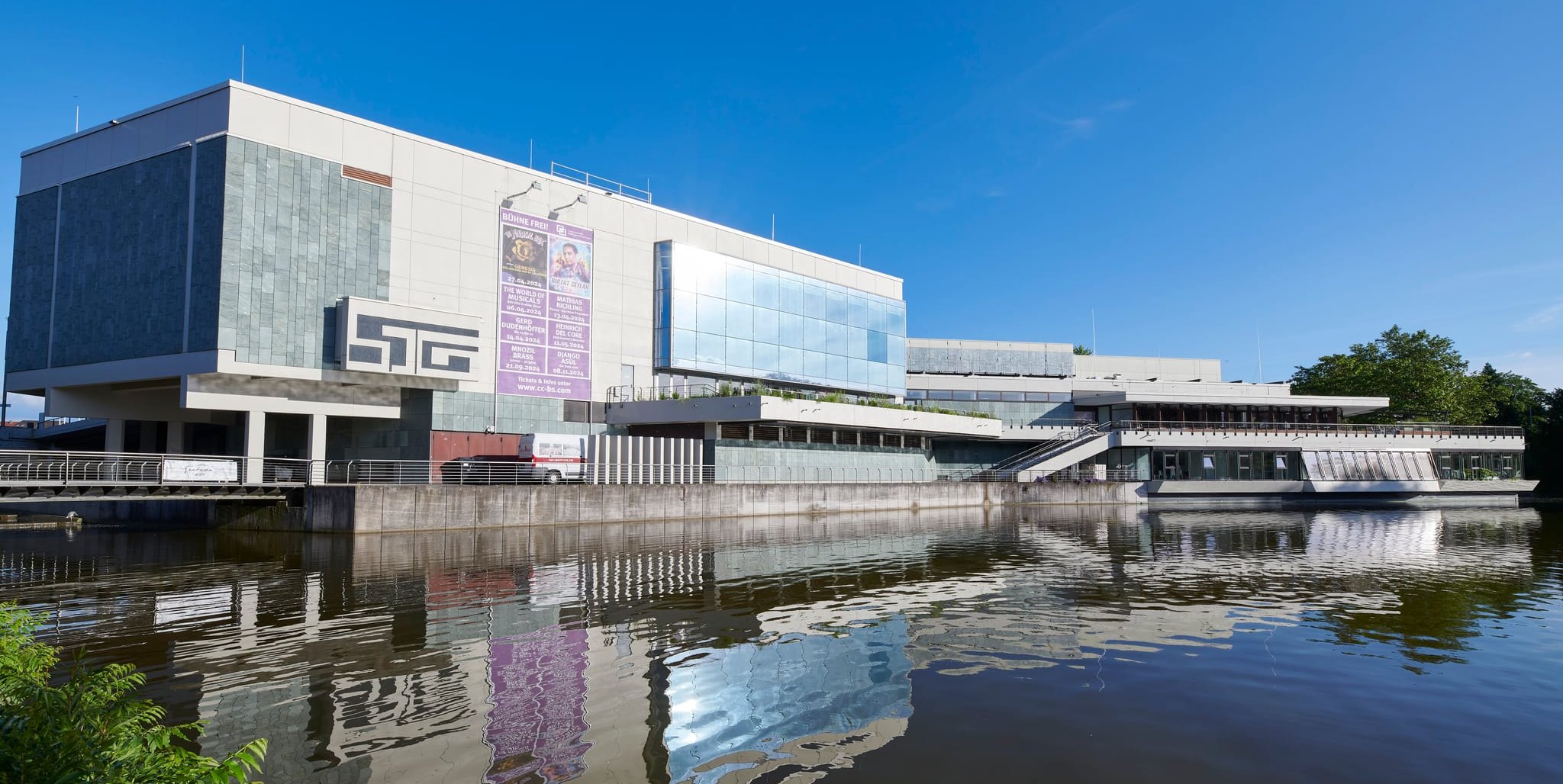 Die Kongresshalle Böblingen ist eine der vier Locations der Congress Center Böblingen/Sindelfingen (CCBS) GmbH.