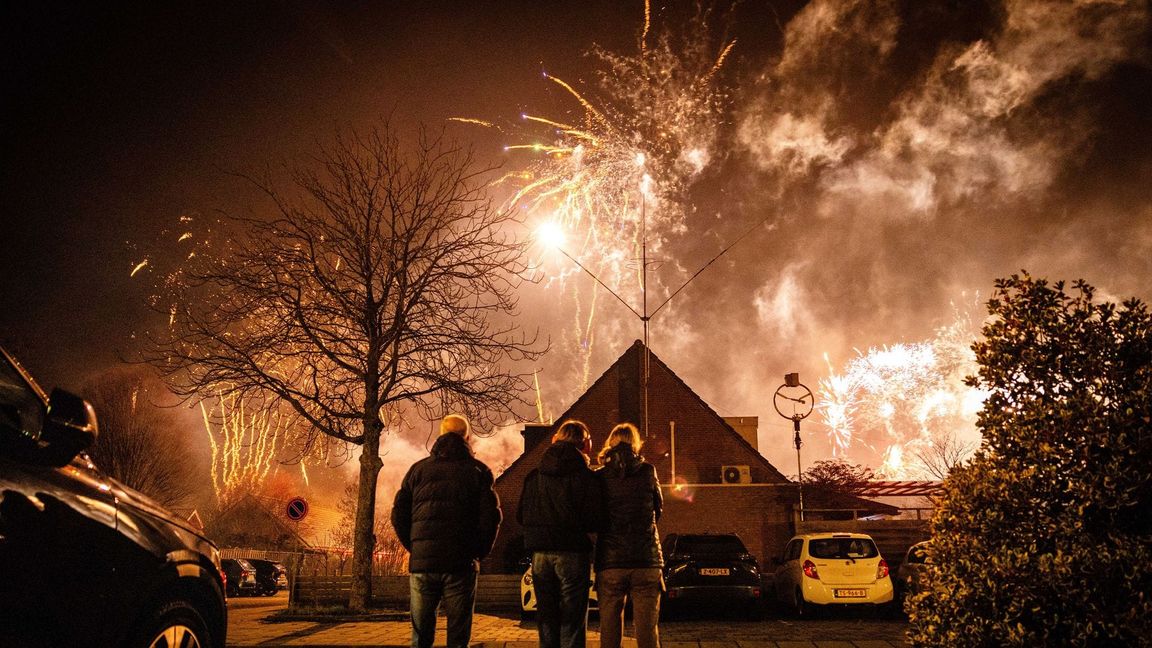 Zum letzten Mal durften die Menschen in den Niederlanden in der Silvesternacht Böller und Raketen zünden.