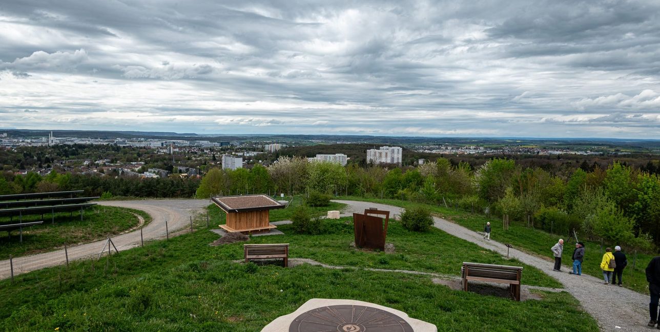 Blick vom Dachskopf Richtung Gäu.