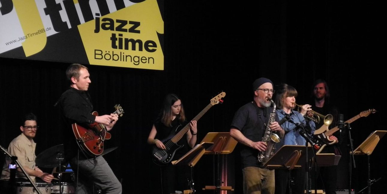 Das Ensemble von „Vagabond Souls“ beim Auftritt in der Böblinger Kongresshalle.