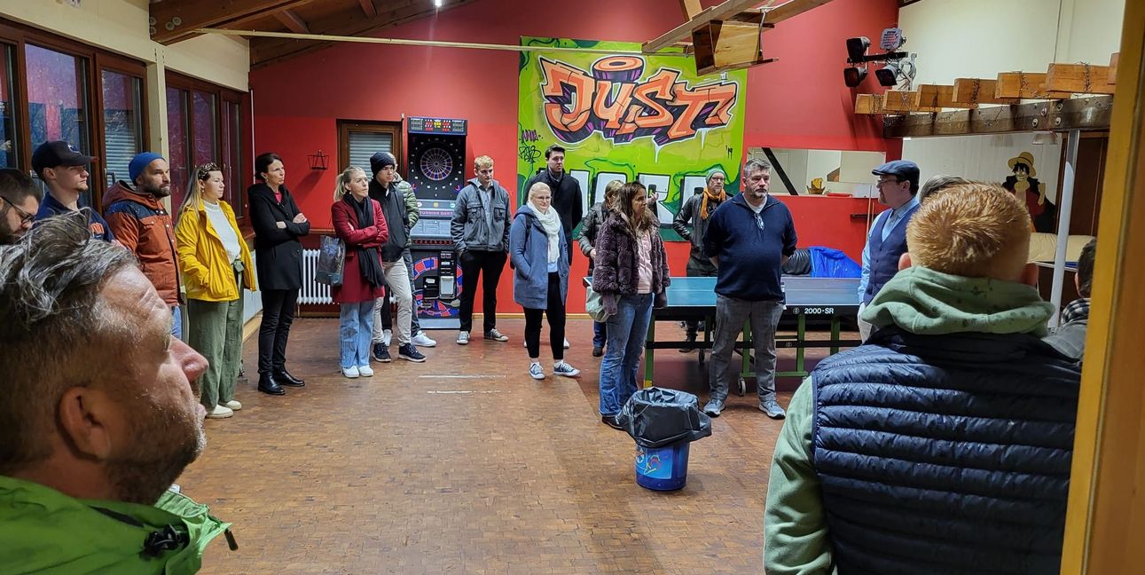 Begrüßung der Gäste im Jugendhaus Nord.