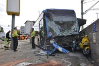 Aufräumarbeiten nach dem Unfall.