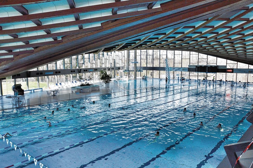 Das Hallenbad im Badezentrum.