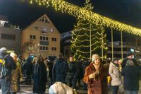 Holzgerlingen hat mit einem zentralen, professionellen Feuerwerk ins neue Jahr gefeiert.