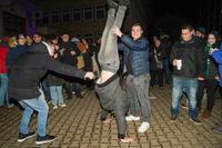 Gemeinsam Feiern und Freunde treffen: "Fier & Ice" in Dagersheim.