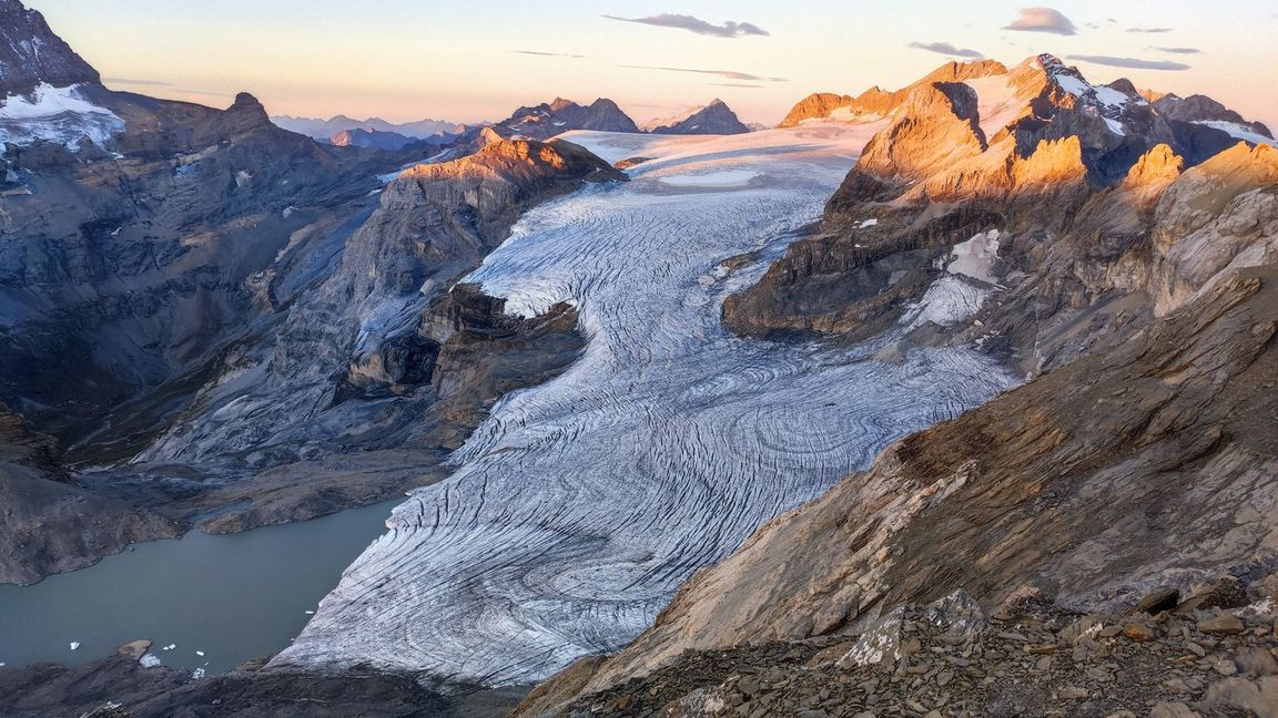 Der Gletscher Claridenfirn im Schweizer Kanton Glarus war im September 2025 komplett schneefrei.