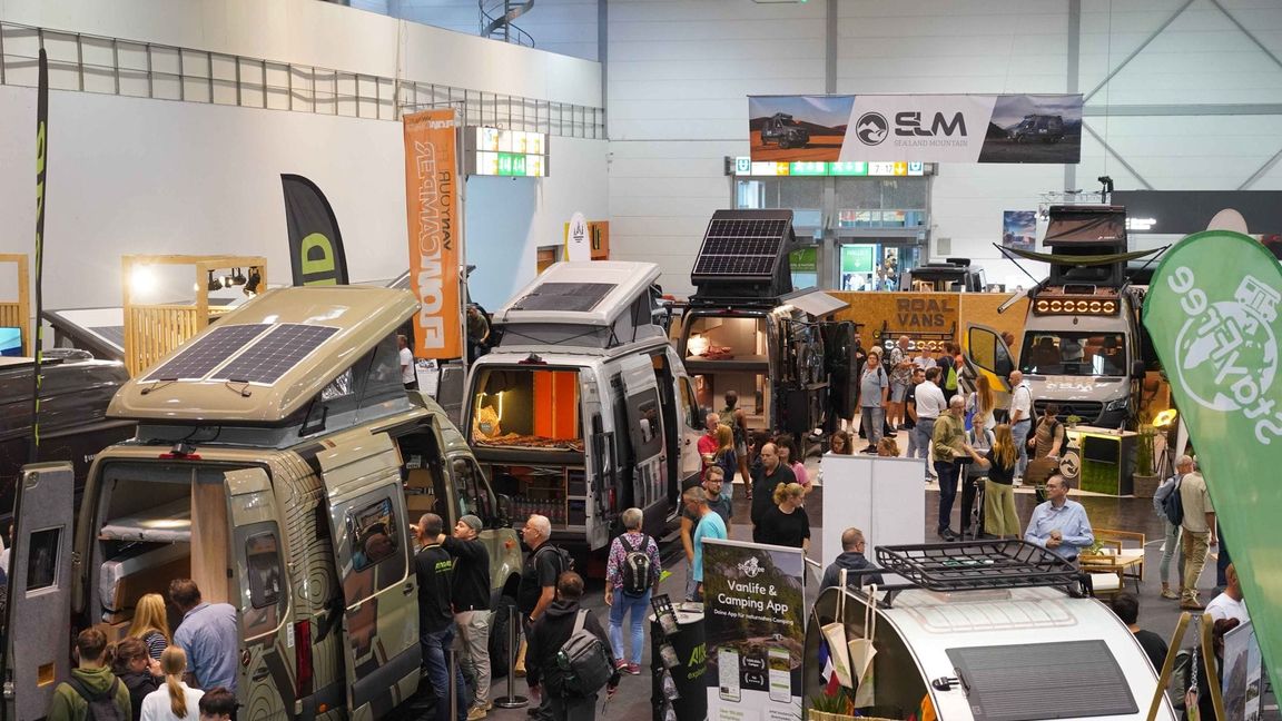 Die Messe ist gut besucht.