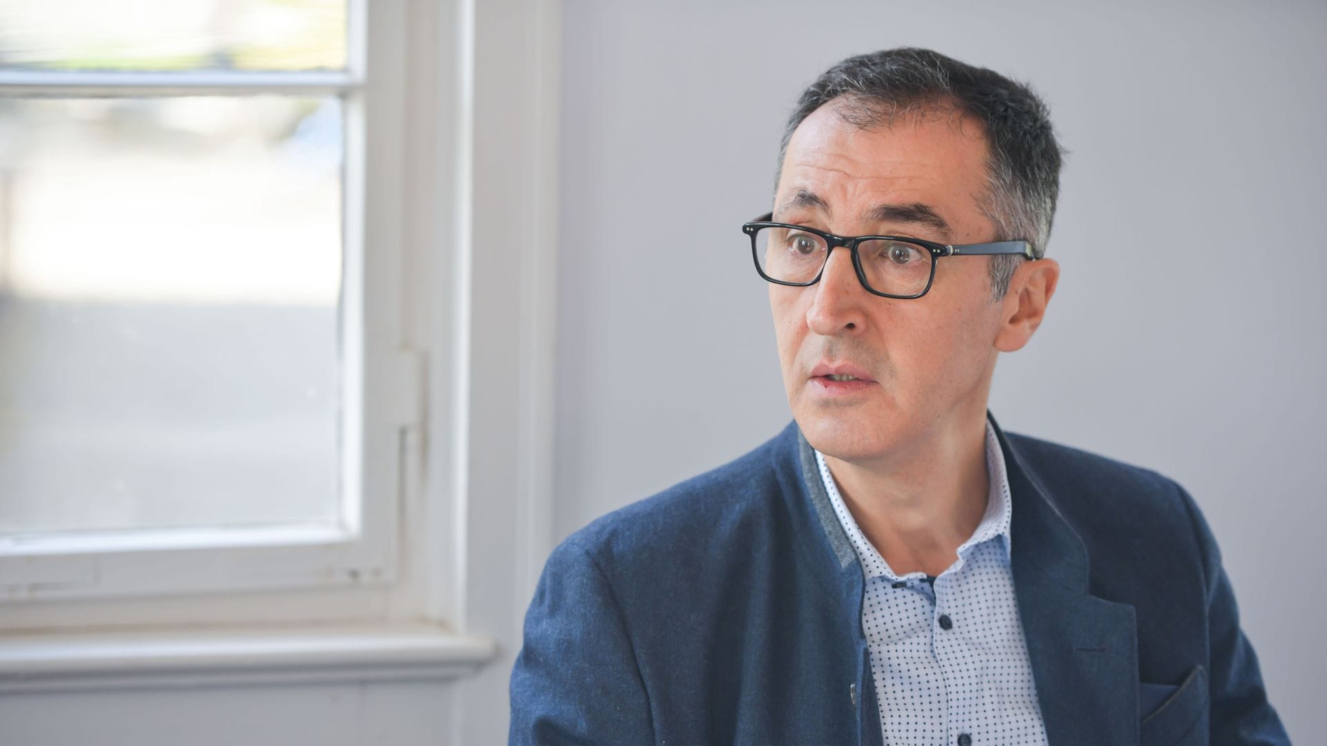 Cem Özdemir (Grüne, im Foto) kritisiert den Zeitpunkt von Olaf Scholz’ Vorschlag zur Senkung der Mehrwertsteuer. (Archivbild)