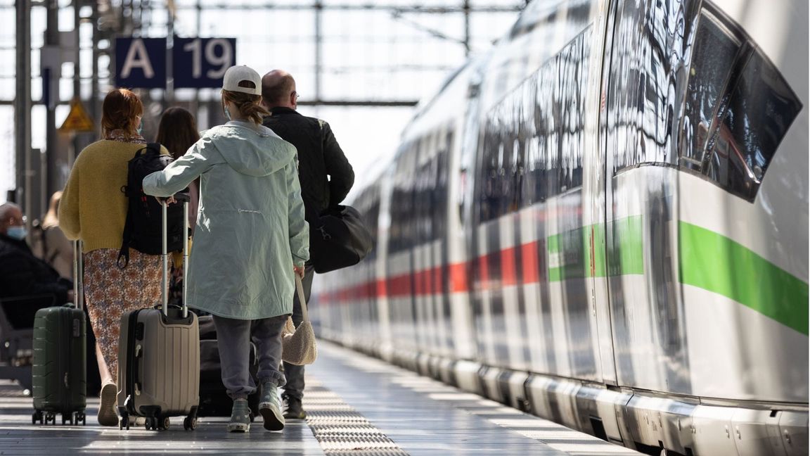 Fahrgäste der Bahn dürfen sich auf neue ICE freuen.