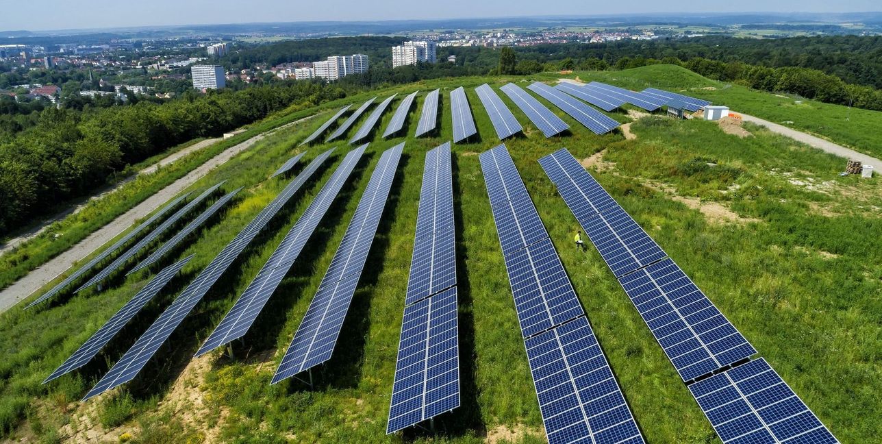Energiedrehscheibe Sindelfingen-Nord: Photovoltaik auf der Dachsklinge.Bild: Reich/z