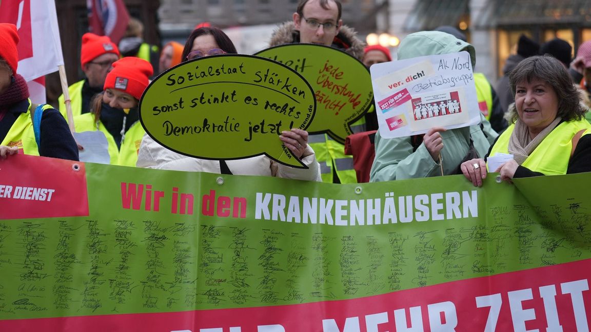 Mehr Geld, mehr Zeit: Dafür protestieren die Beschäftigten im öffentlichen Dienst. (Archivbild)