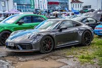Knapp 2000 edle Fahrzeuge und mehrere Tausend Besucher beim Porsche-Jahrestreffen bei der Motorworld.