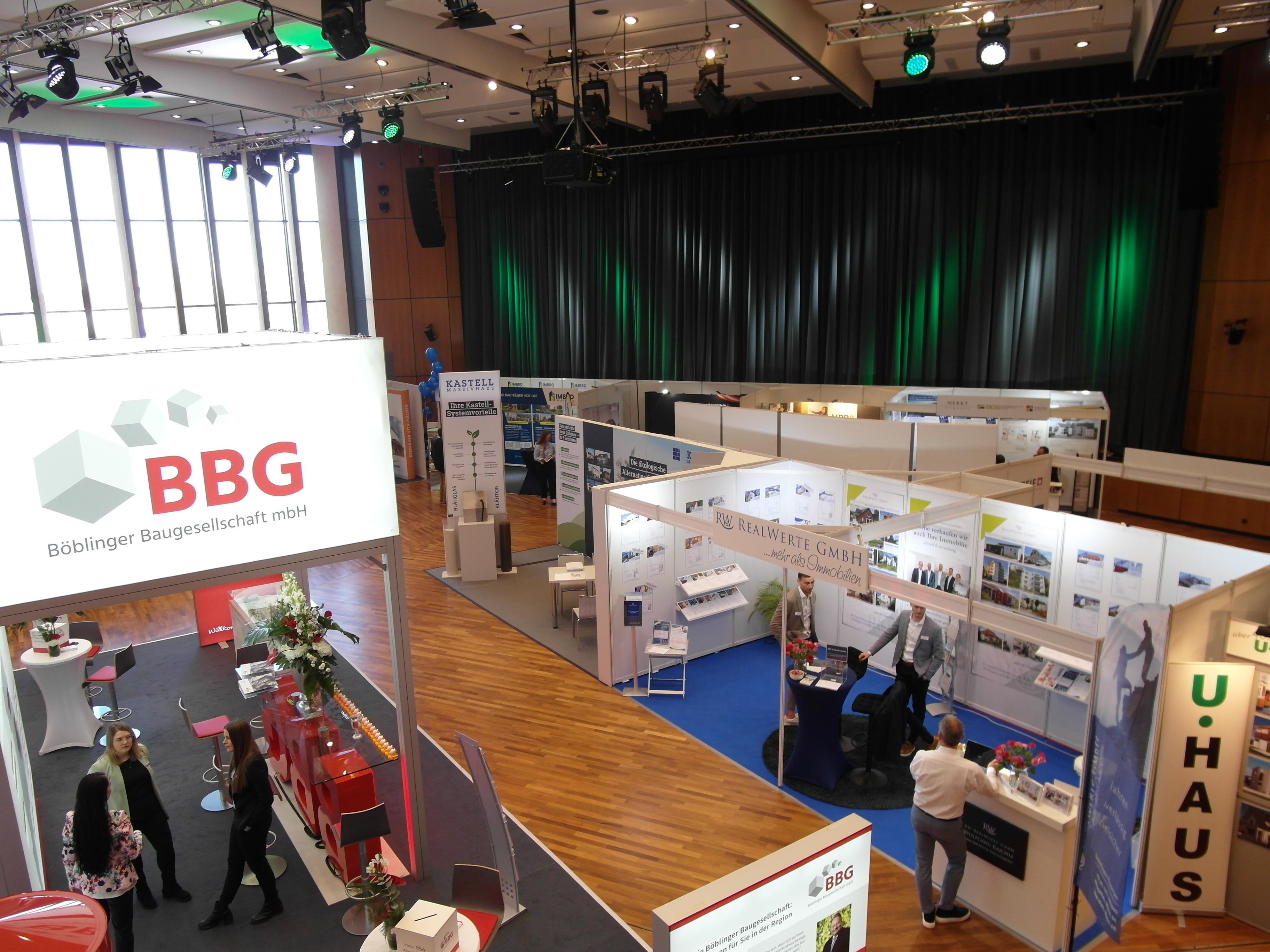 Am Samstag noch bis 17 Uhr, am Sonntag von 11 bis 17 Uhr ist die Immo-Messe in der Kongresshalle geöffnet.